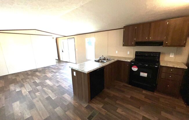 Brand New 2BR 2Bath mobile home for rent or for sale. Near I-20 off Golden Springs Parkway