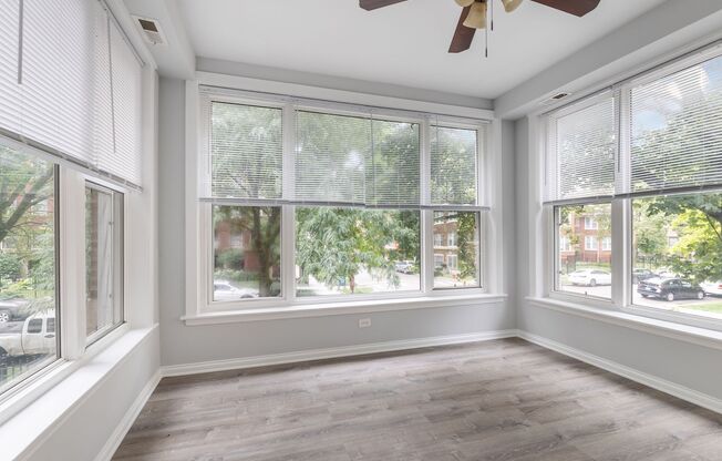 3 beds, 1 bath, 632 sqft, $2,450, Unit 1460-110