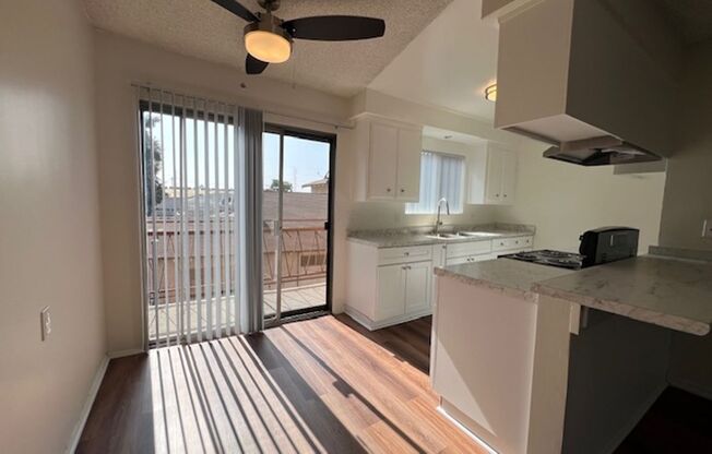 2 beds, 1.5 baths, 900 sqft, $2,350, Unit 08