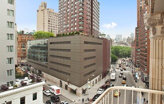 Studio, 1 bath, $6,300, Unit 5C