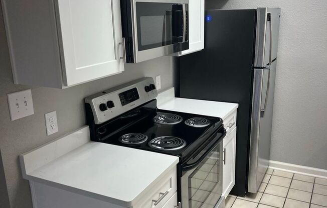 1 bed, 1 bath, 825 sqft, $797, Unit CCA 43