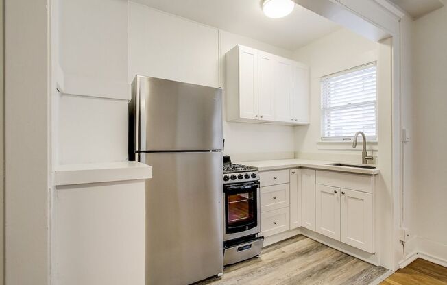 Virginian Apartments