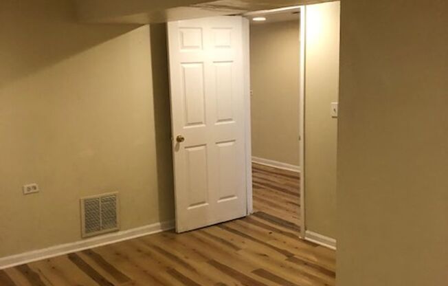 2 beds, 2 baths, $1,950, Unit Unit 1N