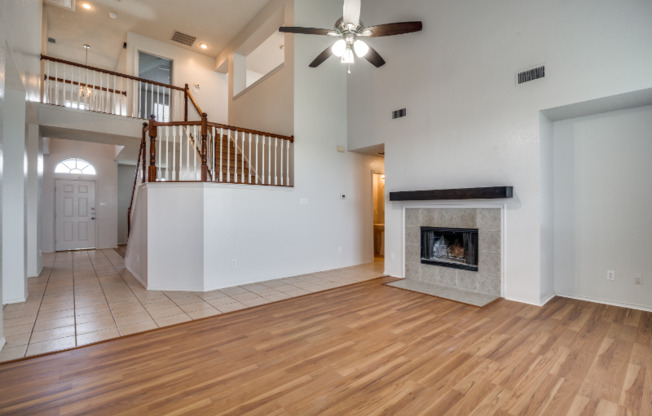 2401 REDFIELD DR