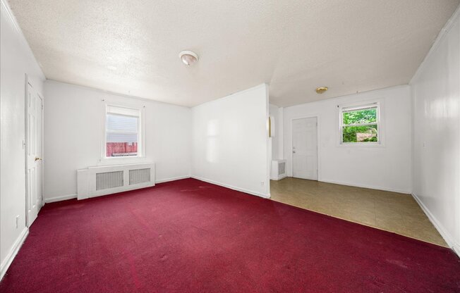 8708 Glenwood Rd