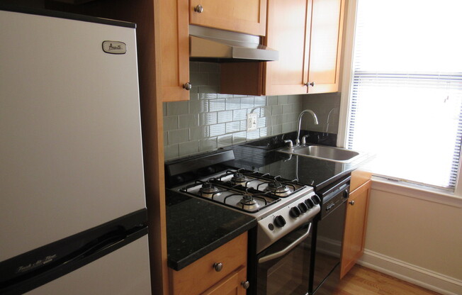 Studio, 1 bath, 407 sqft, $2,275, Unit H208