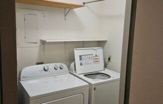 2 beds, 2.5 baths, $1,750, Unit Unit 160