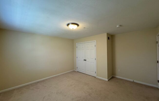 2 beds, 1.5 baths, $3,200, Unit UNIT 63