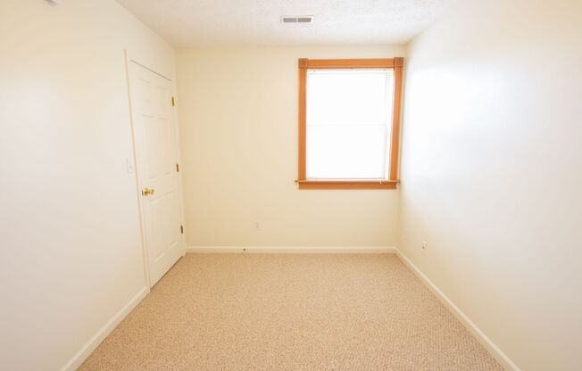 3 beds, 2 baths, 1,720 sqft, $2,255