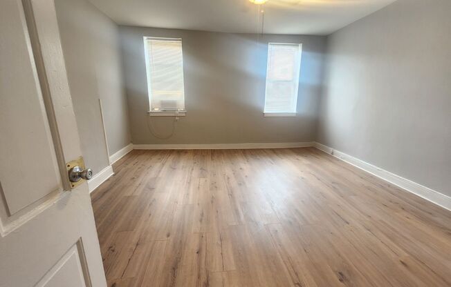 1 bed, 1 bath, 800 sqft, $1,100, Unit 2