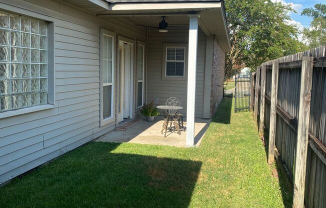 3 beds, 2 baths, $2,000