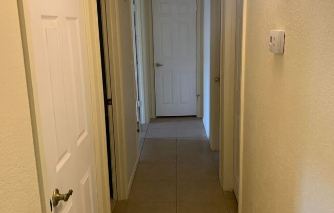Spacious 3 Bed 2.5 Bath in Glendale