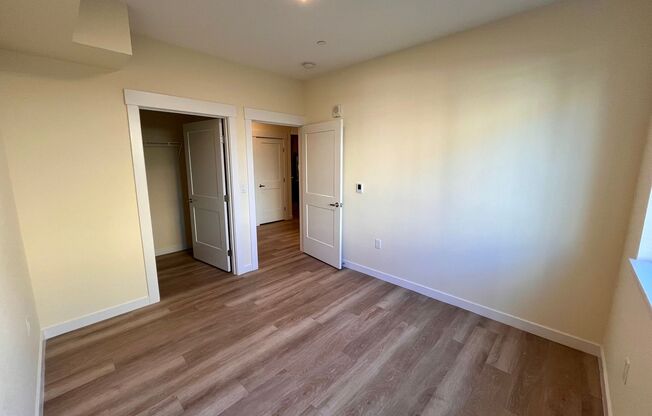 2 beds, 1 bath, $1,875, Unit E104