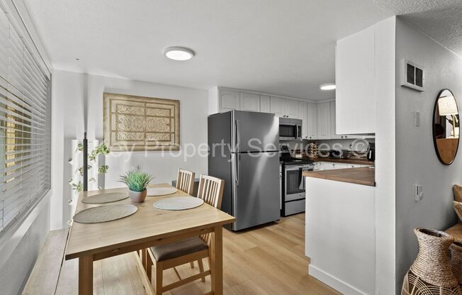 Updated Lakeshore Area Condo