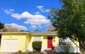 210 LADDIE PL