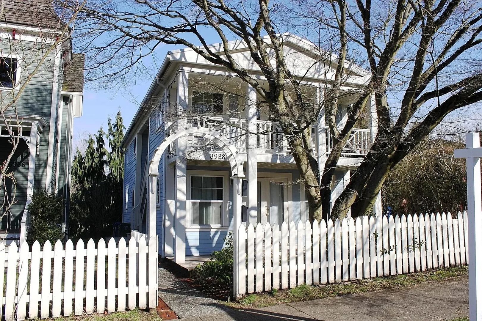 3938 S. Ferdinand St