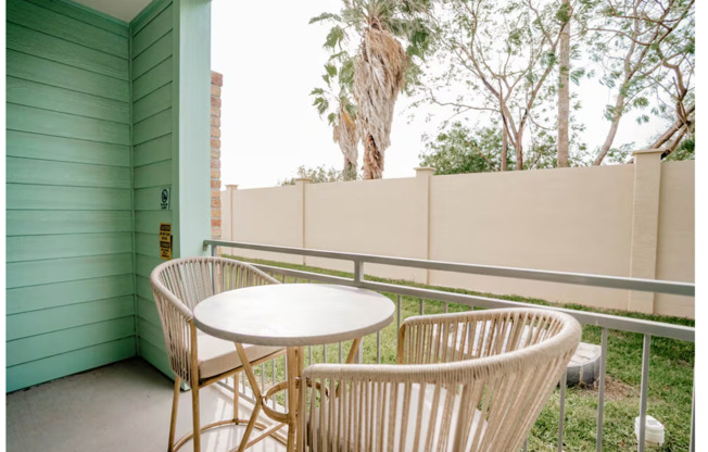 3 beds, 2 baths, 1,269 sqft, $995, Unit C-01/ BROWNC/ PARKING LOT VIEW