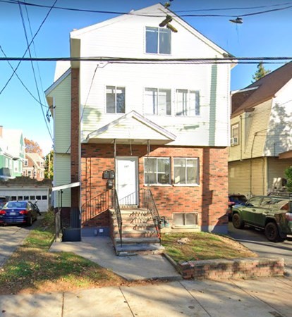 167 COLLEGE AVE