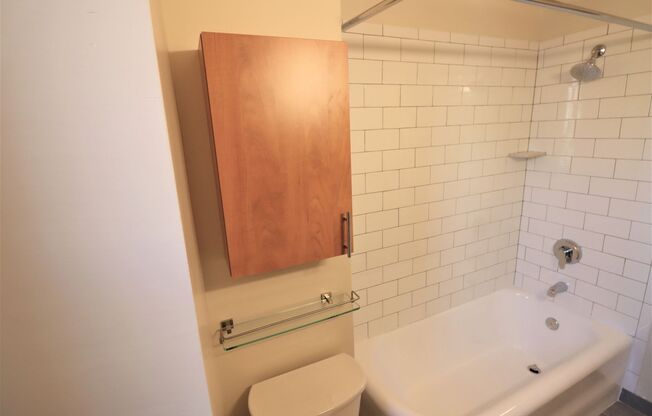 Studio, 1 bath, 407 sqft, $2,175, Unit H501