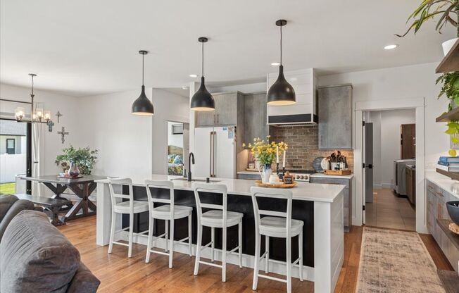 Beautiful Heights Home!