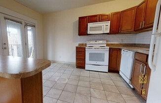 1131 COMMONWEALTH AVE