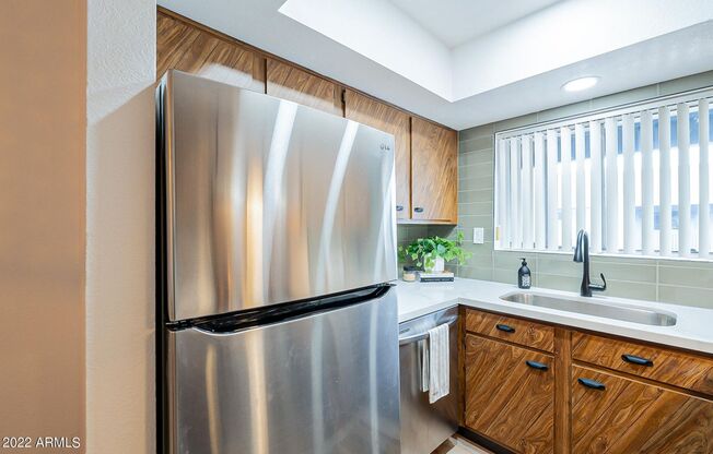 TOTAL REMODELED CONDO IN PHOENIX!