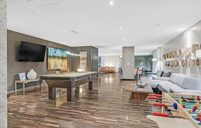 1 bed, 1 bath, $2,499