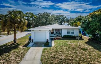 120R Edgewater Ter