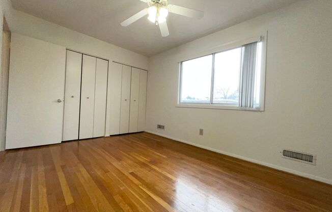 2 beds, 1 bath, 800 sqft, $1,450, Unit 2709-2A