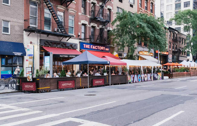 Discover the delicious dining destinations along 3rd Avenue.
