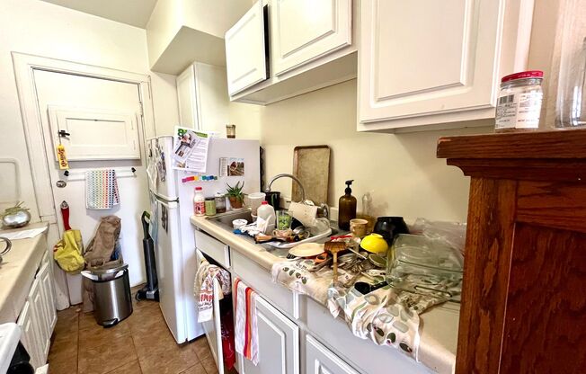 1428 E Capitol Drive