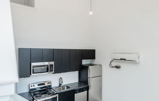 1 bed, 1 bath, 457 sqft, $1,450, Unit 37