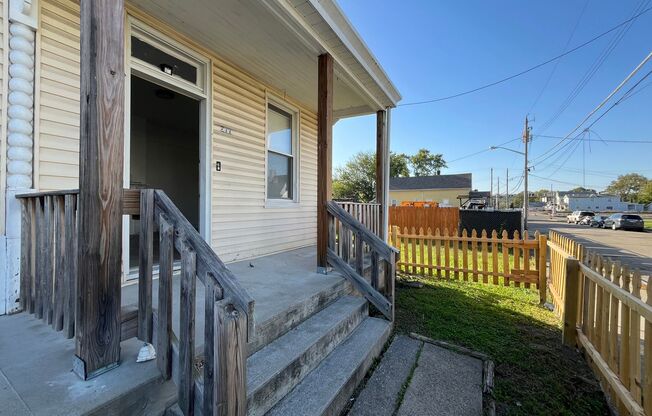 211 Linden St. | 3 BR 1 BA | 1468 SQ FT