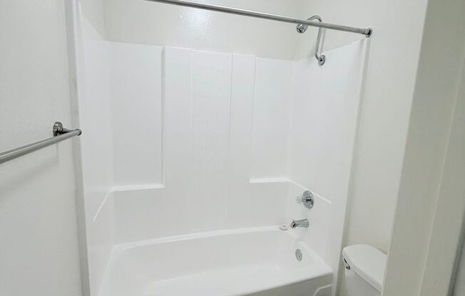 1 bed, 1 bath, 713 sqft, $2,125, Unit A081