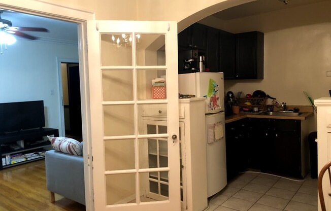 Studio, 1 bath, 750 sqft, $1,095, Unit 326-1C