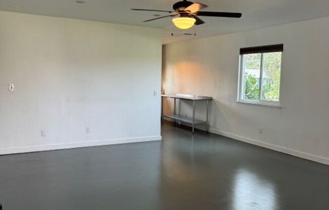 2 beds, 1 bath, $1,895