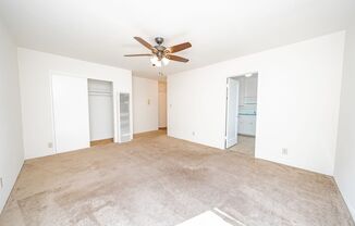 Studio, 1 bath, $1,275, Unit 205