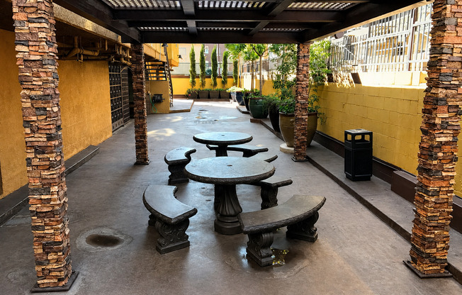 NoHo Liv Apartments