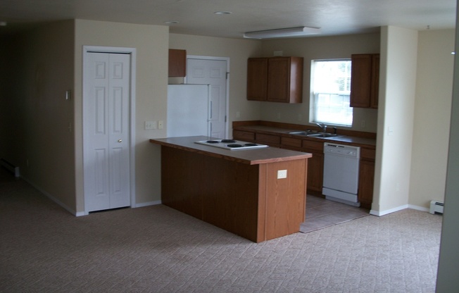 2 beds, 1.5 baths, $2,150, Unit Unit "A"