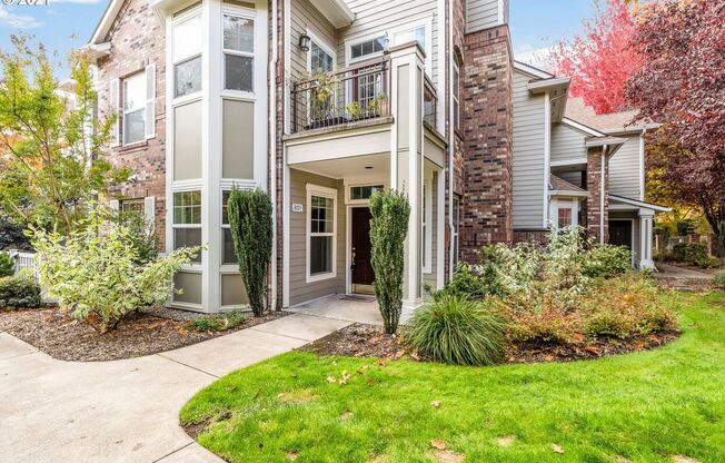 2 beds, 2 baths, $2,395, Unit Unit 801