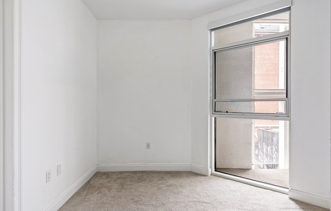 2 beds, 2.5 baths, 1,201 sqft, $4,400, Unit 304