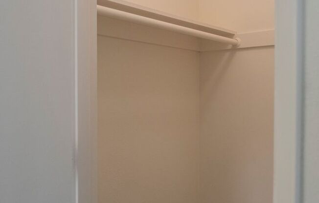 1 bed, 1 bath, $1,575, Unit CR1944