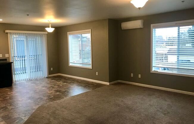 2 beds, 2 baths, 1,200 sqft, $1,295