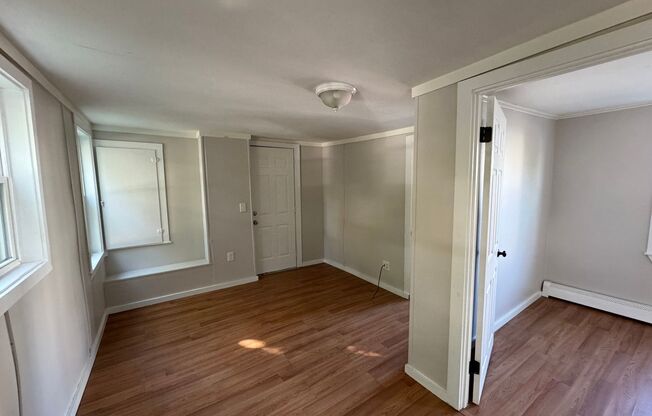 1 bed, 1 bath, $1,450, Unit Unit 1R