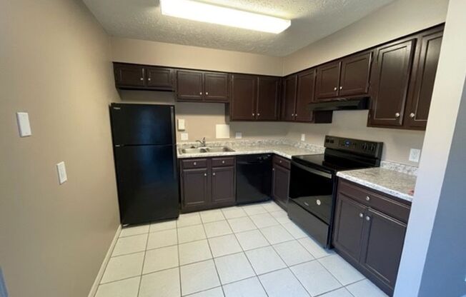 1 bed, 1 bath, 780 sqft, $999, Unit 026