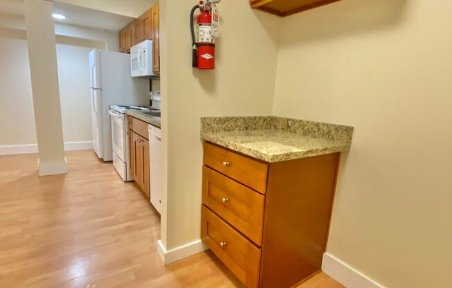 1 bed, 1 bath, 586 sqft, $1,495, Unit 112