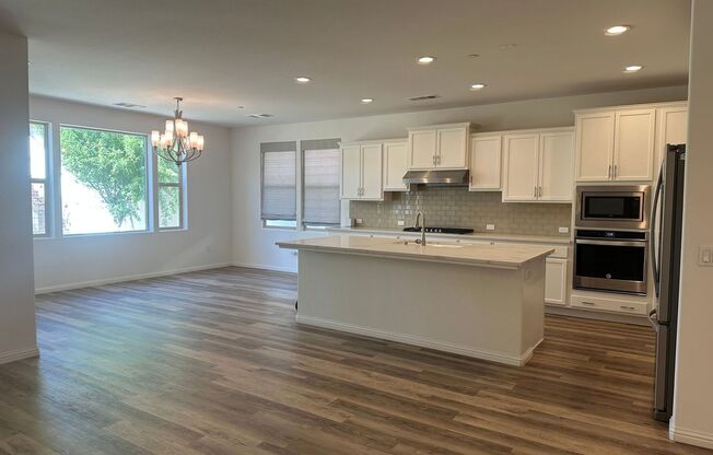 Seven Oaks Highgate Gated Community - READY NOW!