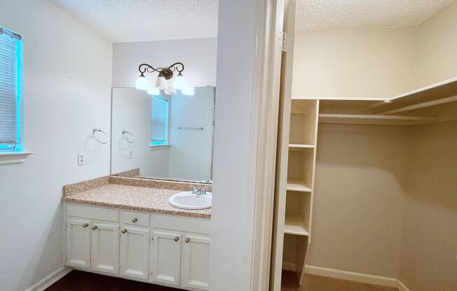 2 beds, 2 baths, $1,550