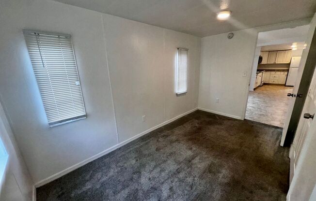 2 beds, 2 baths, $1,075