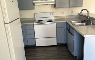 2 beds, 1 bath, $1,250, Unit D